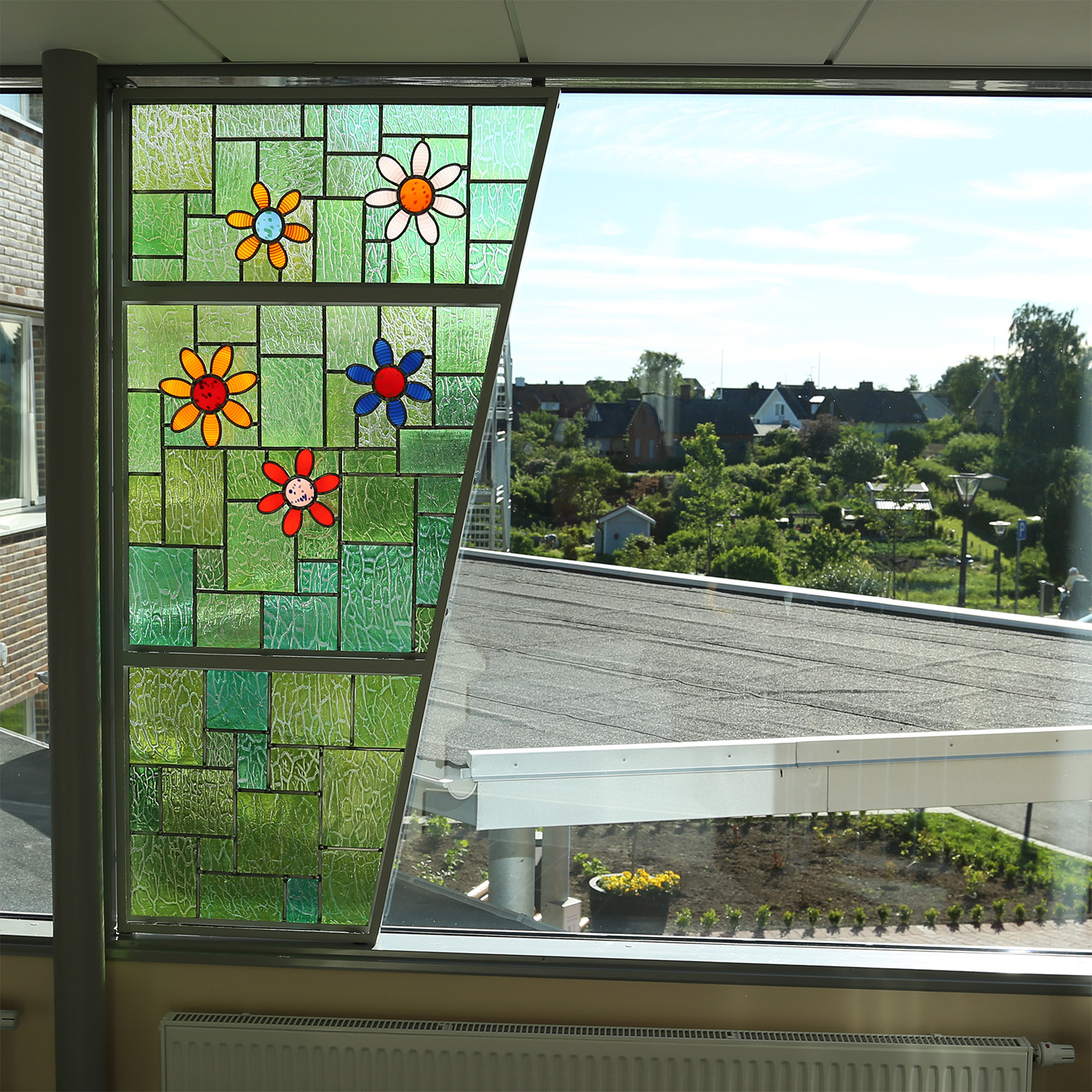 Åbreddens äldreboende, Helsingborg. Blyinfattatade paneler